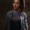 modelo chica joven en camiseta modelo chica joven en camiseta color navy con diseño speed up
