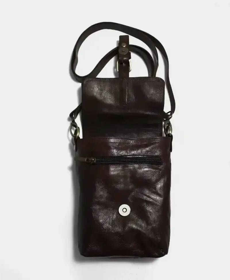 bolso maron con correa piel fina front abierta