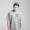 camiseta de color gris con diseño camiseta de color gris con diseño boxin blood sweat oversize frontal