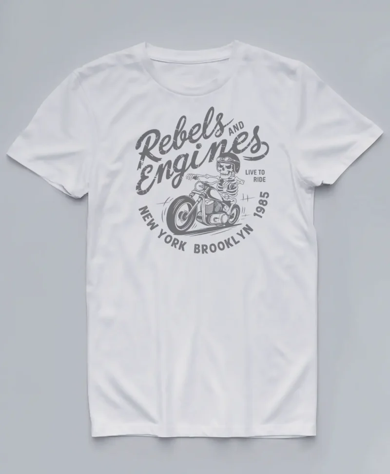 hombre en camiseta blanca detalle