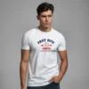 hombre en camiseta blanca fast bite