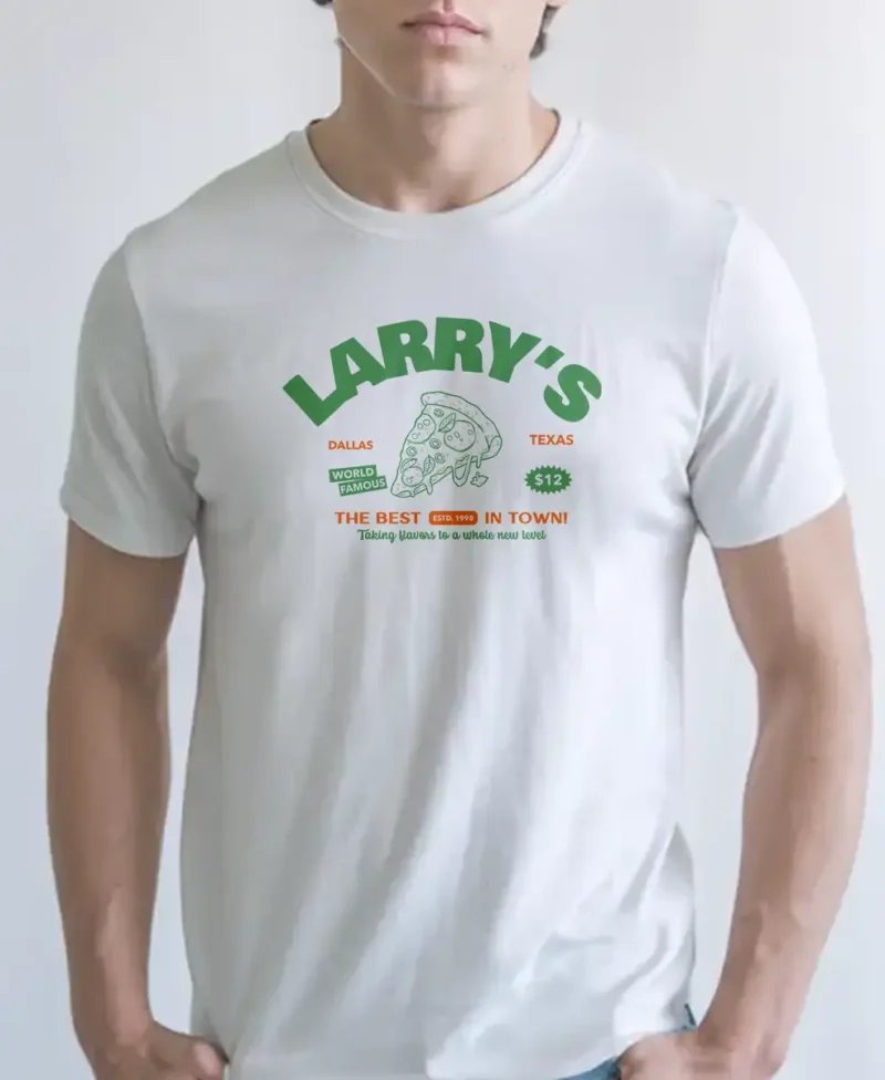 hombre en camiseta blanca larrys detalle