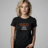 mujer en camiseta negro motorcycle